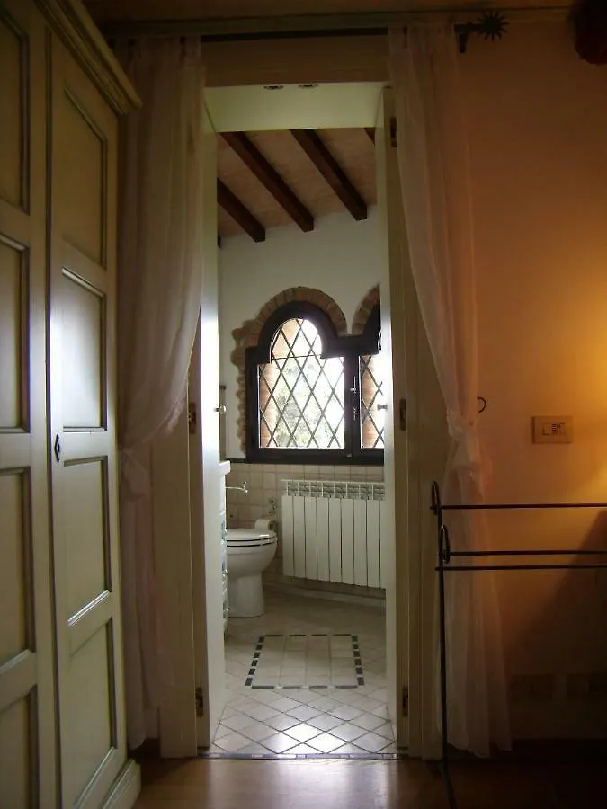 B&B Il Poggetto 몬테스페르톨리